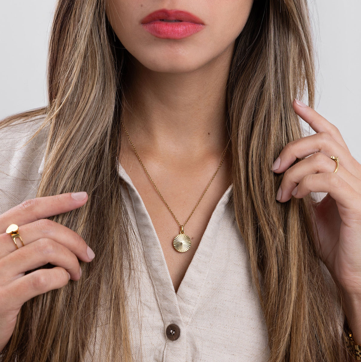 Sunray medaillon goud