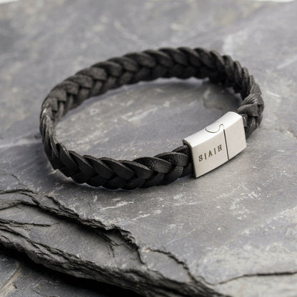 Braided initial leather - Personalized
