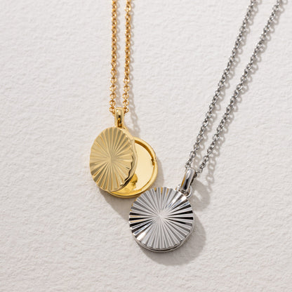 Sunray locket silver